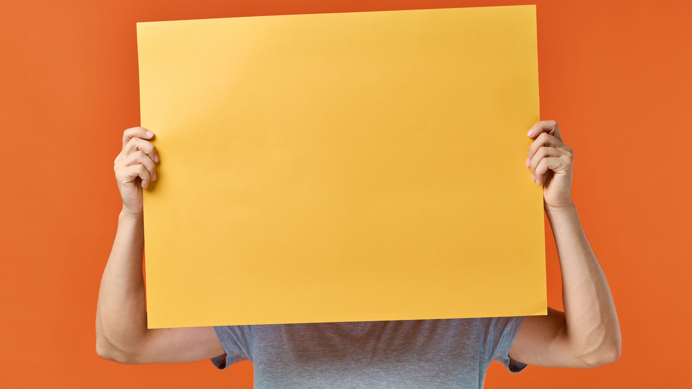 Os maiores erros ao investir em redator para blog — e como evitá-los